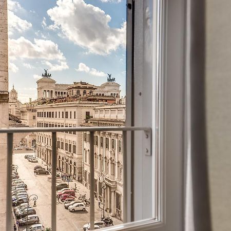 Appartamento Con Vista Sul Vittoriano Rome Bagian luar foto