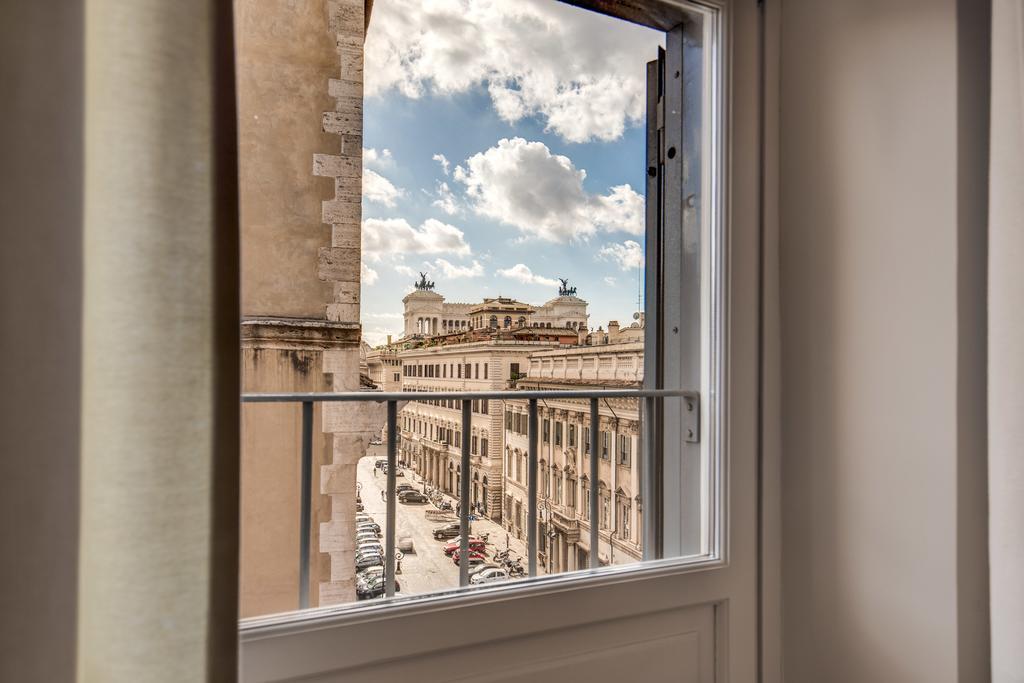 Appartamento Con Vista Sul Vittoriano Rome Bagian luar foto